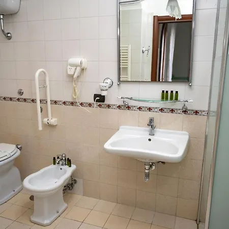Grand Le Zagare Hotel 4*