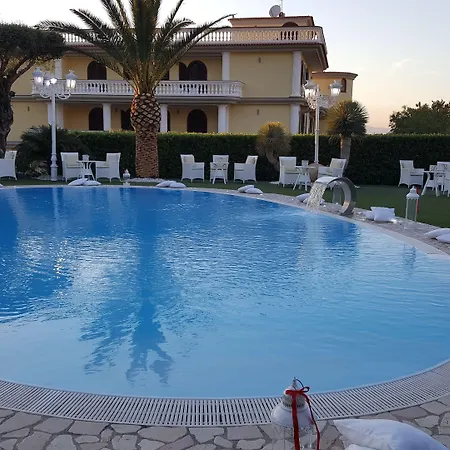 فندق Le Zagare Relais & 4*