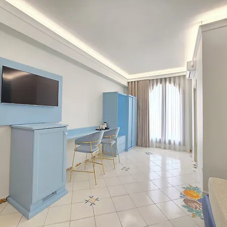 Le Zagare Relais & 4* جرانانو